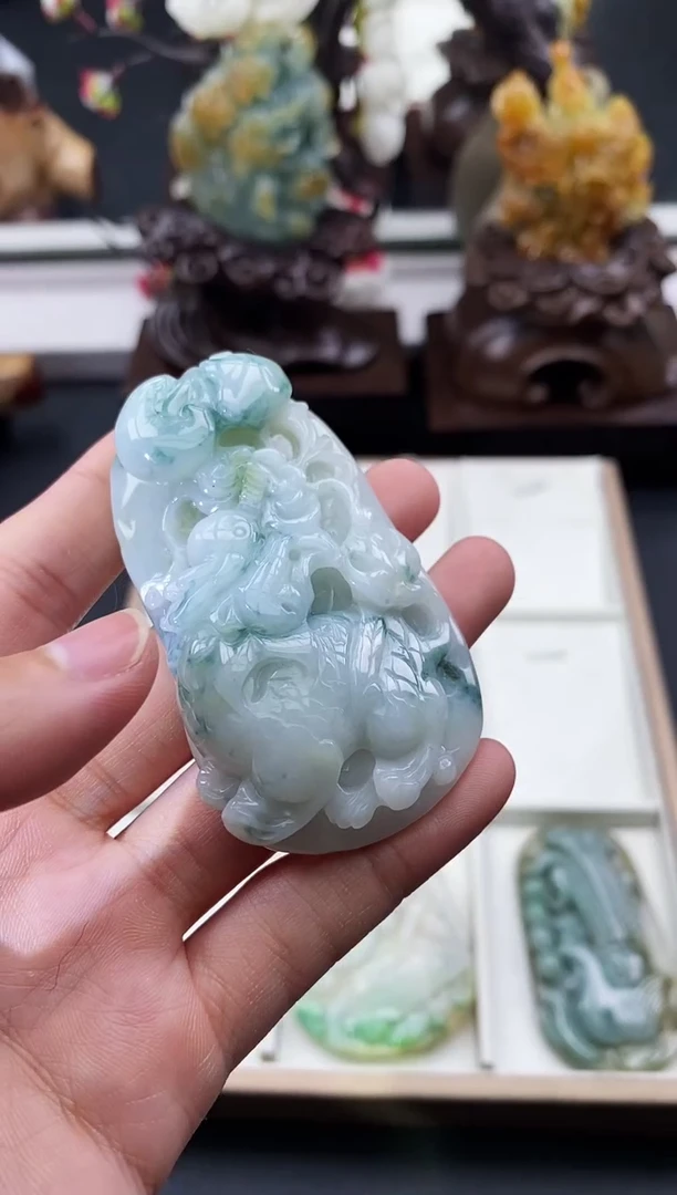 颈饰未镶嵌翡翠天然缅甸A货翡翠