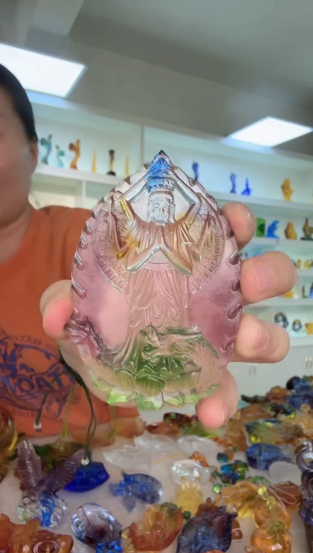 手工艺品琉璃千手观音