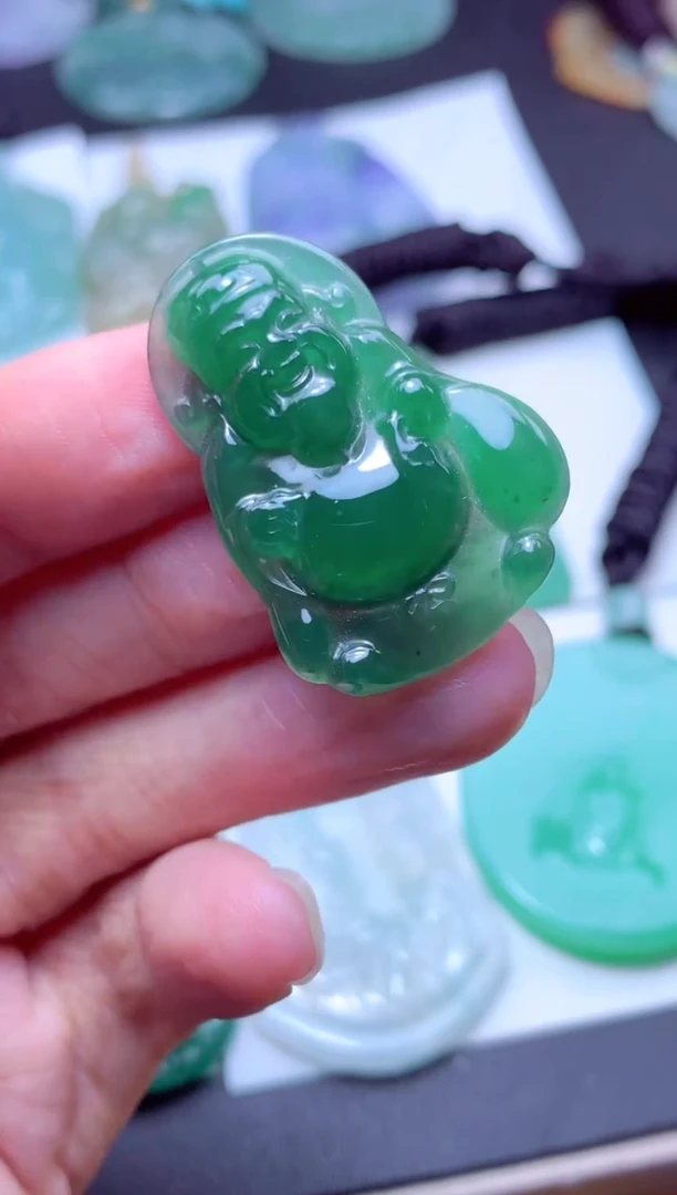 颈饰未镶嵌翡翠 天然翡翠A货 天然翡翠A货 多样性发货 发其一