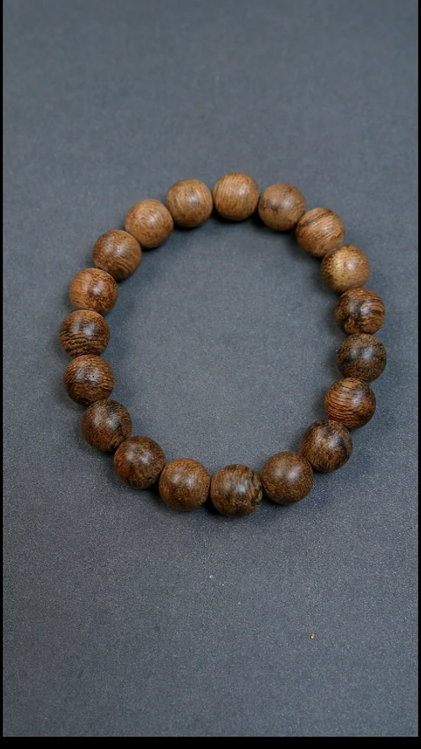 沉香手串11mm金三角味道控10.13g