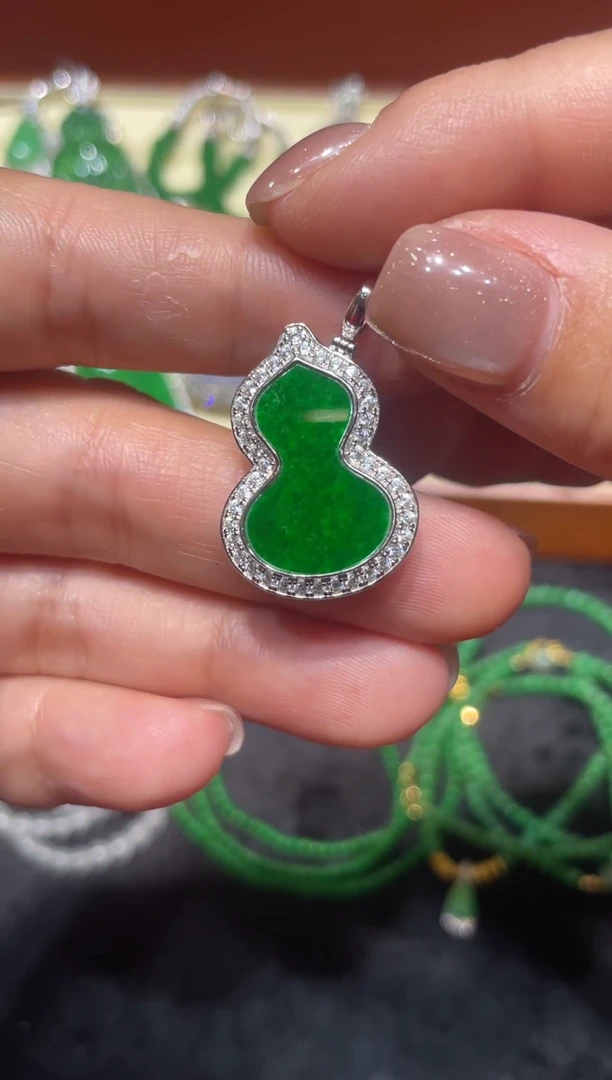 【闪购商品】翡翠吊坠(不含链)银S925镶嵌36