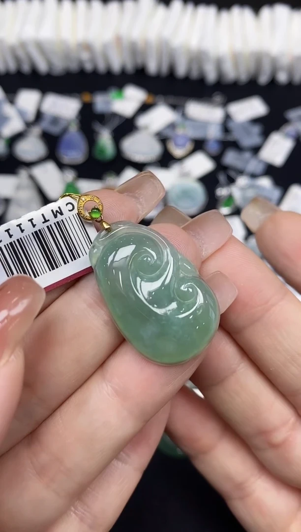 吊坠(不含链)18K金镶嵌翡翠如意18K金扣镶嵌@@CMT1113