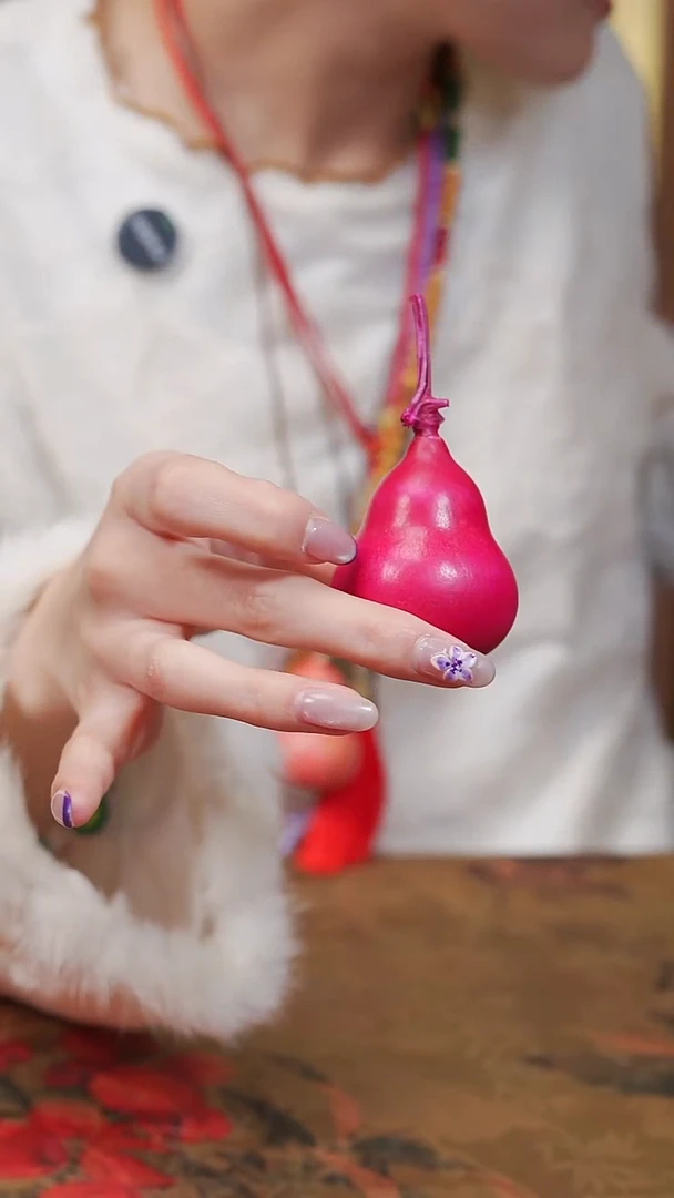 268漆艺工艺小葫芦9.9