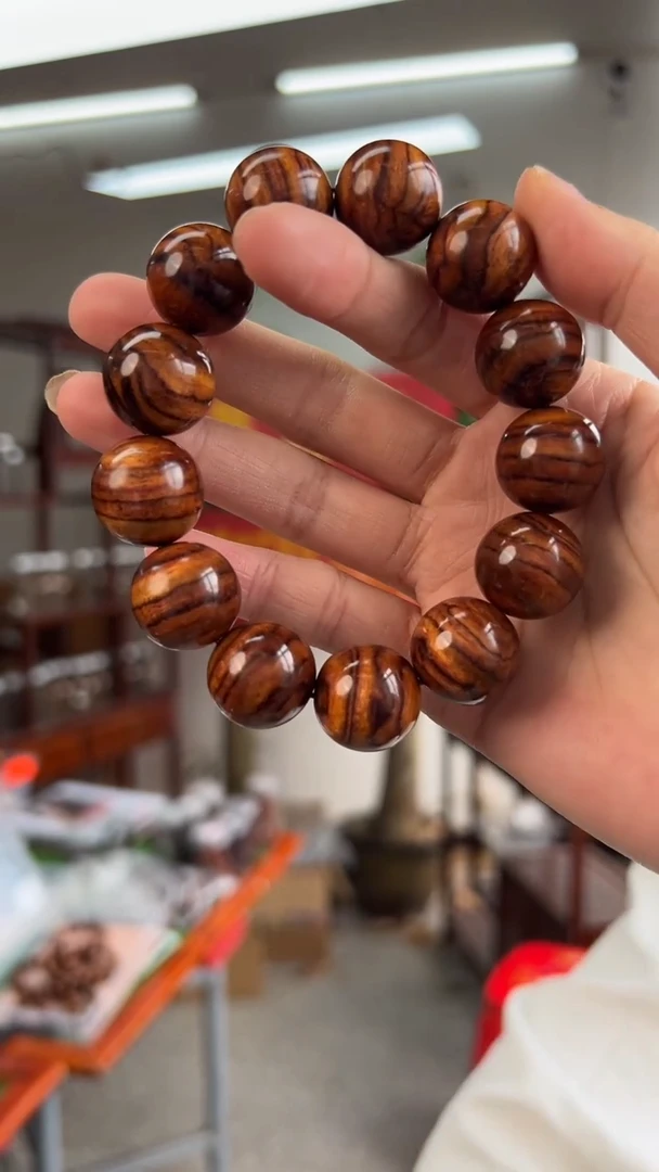 黄花梨/降香黄檀海南黄花梨1.8手串（188）