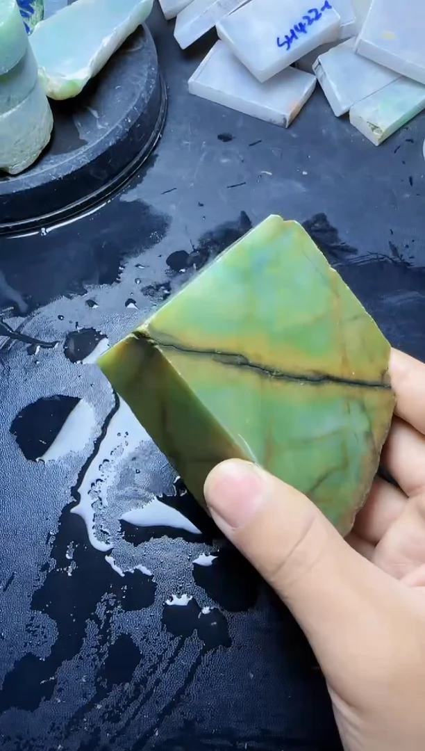 【闪购商品】翡翠挂件未镶嵌163翡翠