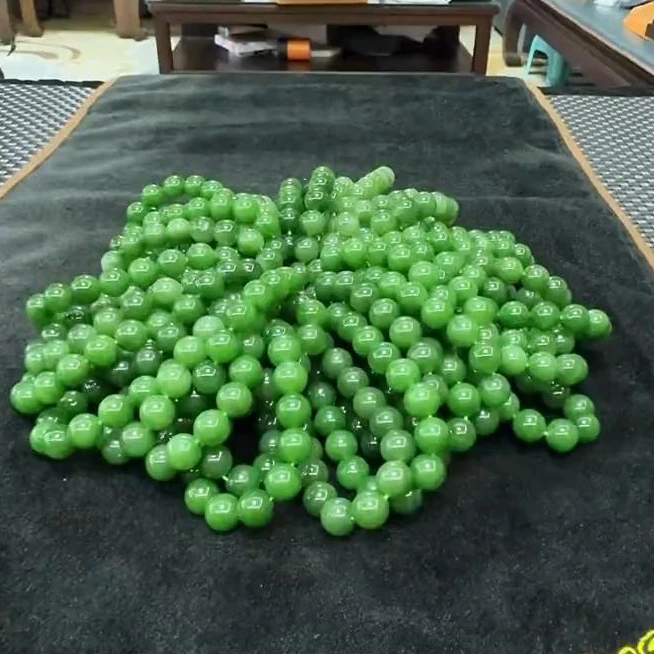 【老郑家】和田玉手串 多样性发一件 约12mm