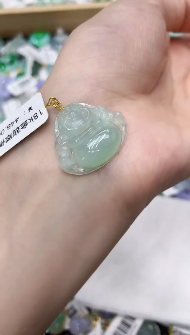 翡翠18K金镶嵌颈饰111111111111