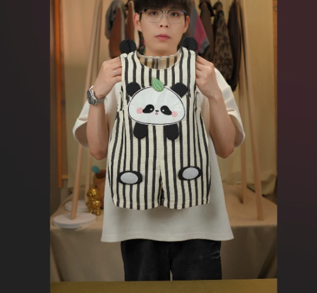 D【安可儿】2025夏季新款刺绣小熊猫款可爱男女宝连体裤