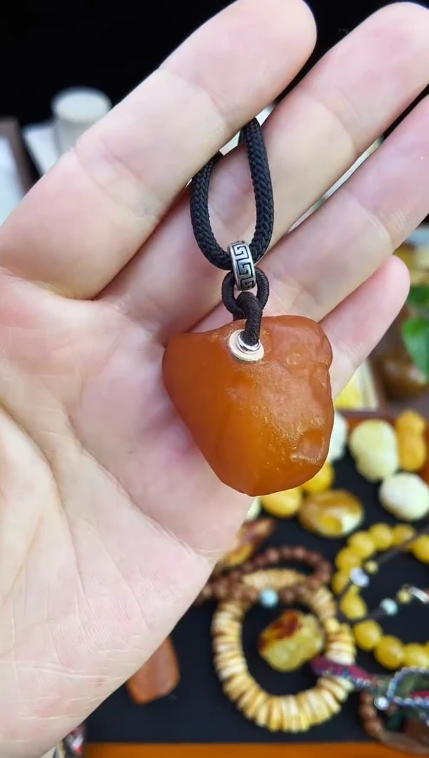 琥珀未镶嵌珠宝奇石柒月