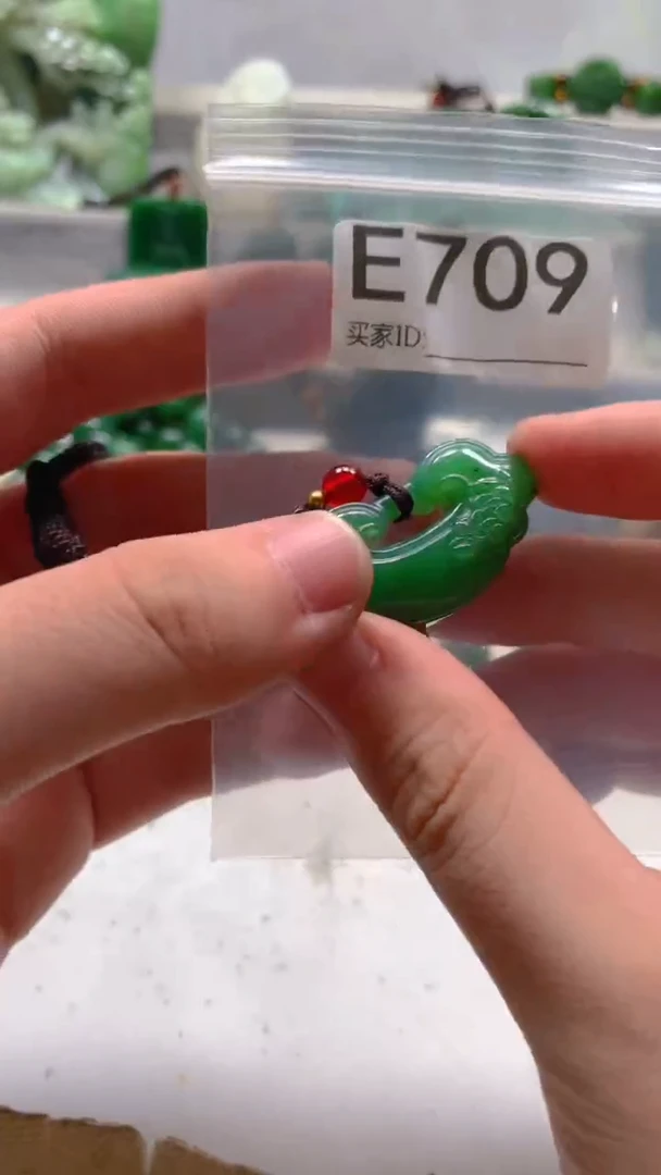 未镶嵌和田玉珠宝半成品1