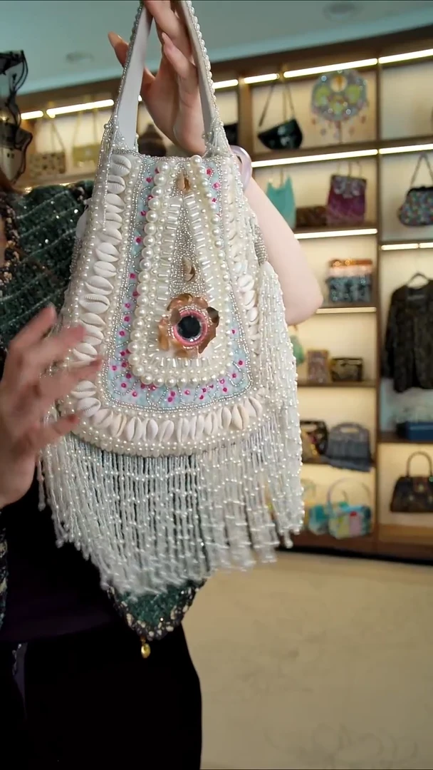 织物Fjss-666百格汇手工串珠包