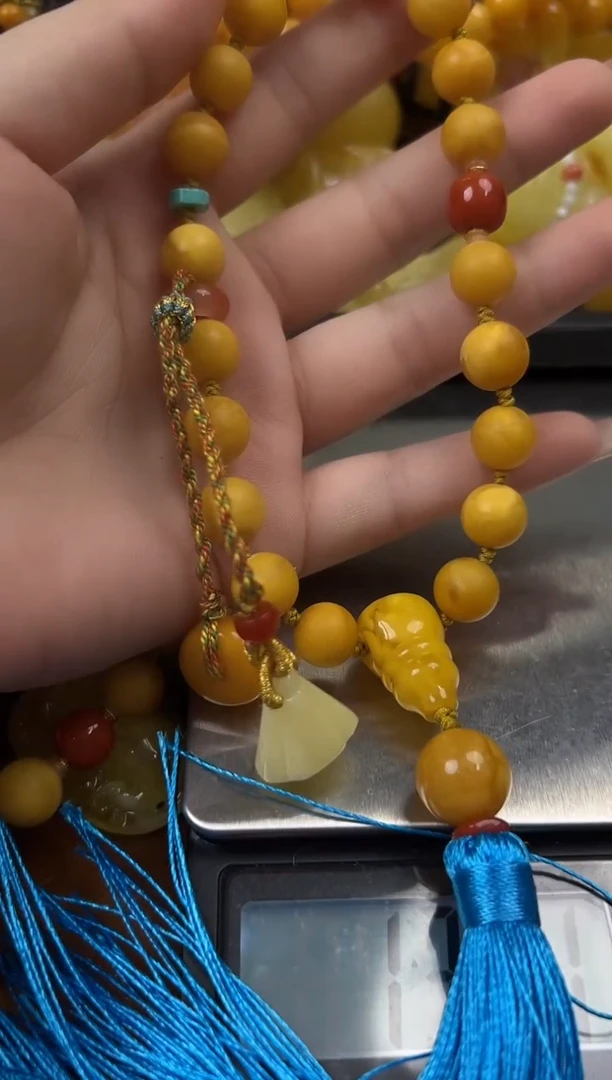 未镶嵌蜜蜡裸石琥珀蜜蜡吊坠