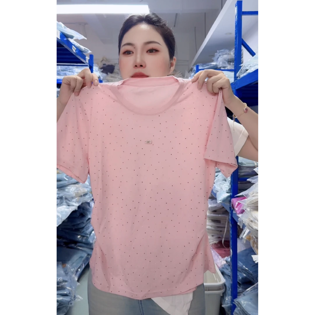 16950纯色彩色钉珠钻石园领上衣T恤