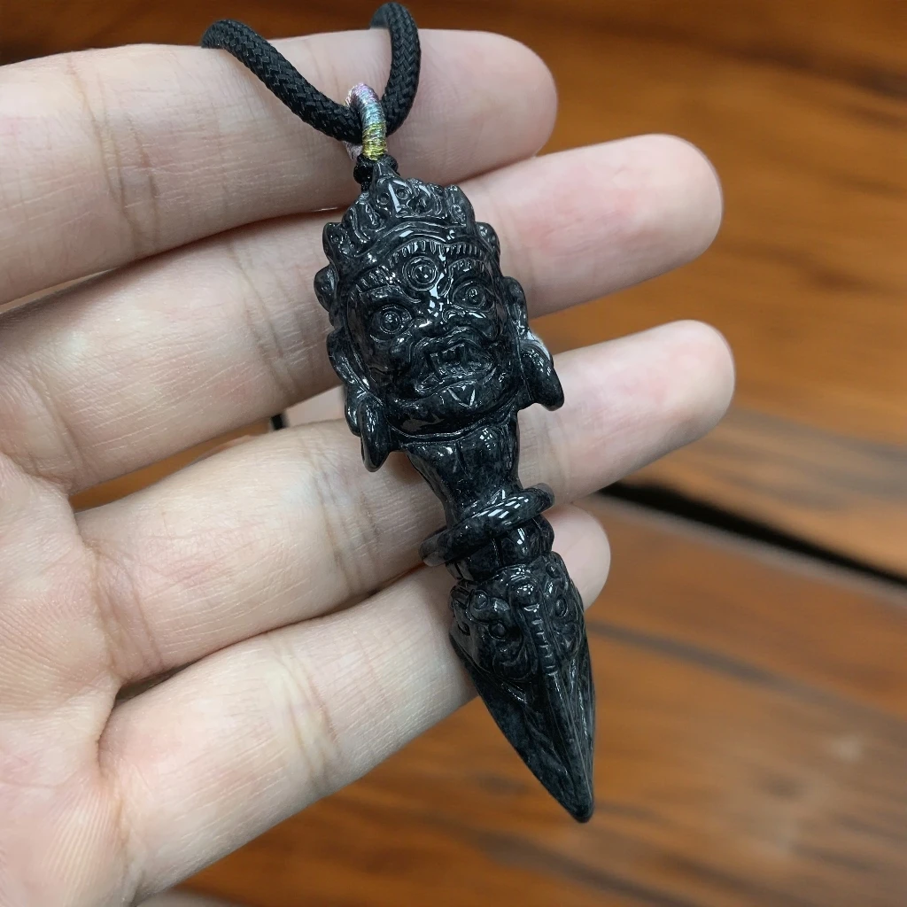 八七珠宝天然翡翠乌鸡吊坠 多样性发一件