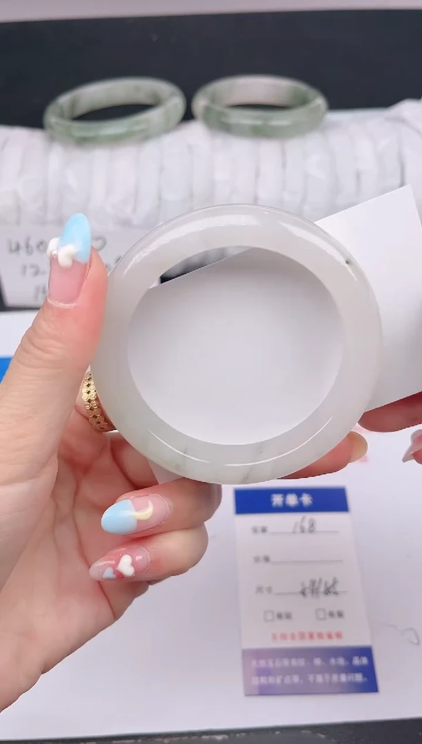 石英质玉手镯未镶嵌168-54/55