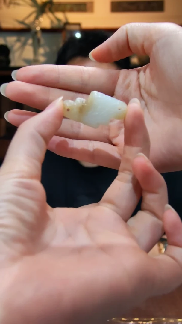 和田玉未镶嵌颈饰和田玉糖白料吊坠ZD