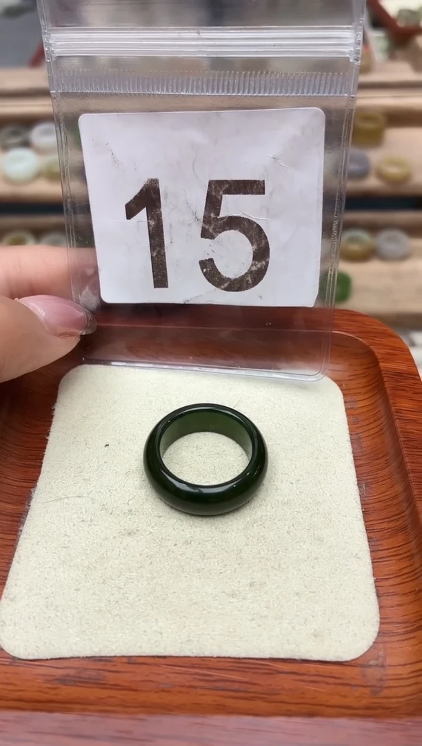 未镶嵌戒圈和田玉17号