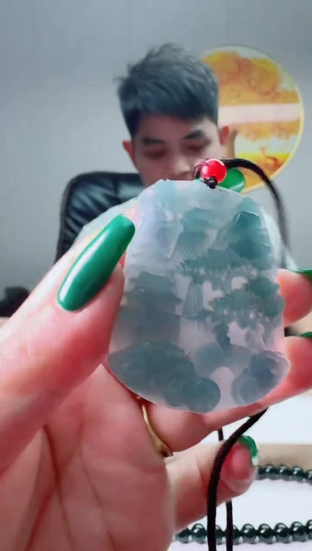 翡翠未镶嵌颈饰多样性随机发其一