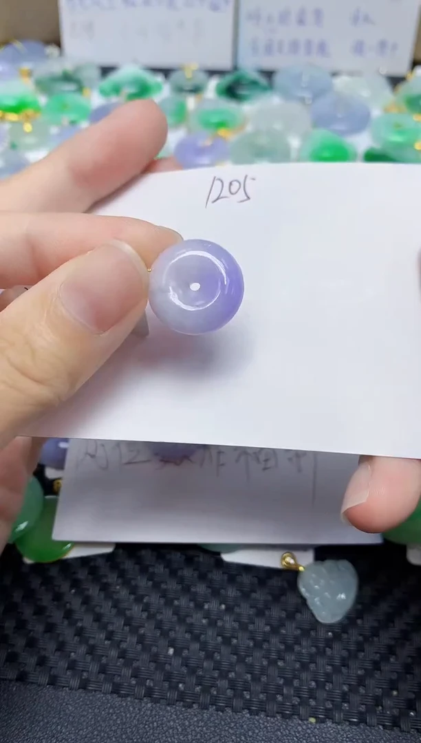 翡翠未镶嵌颈饰天然缅甸翡翠A货