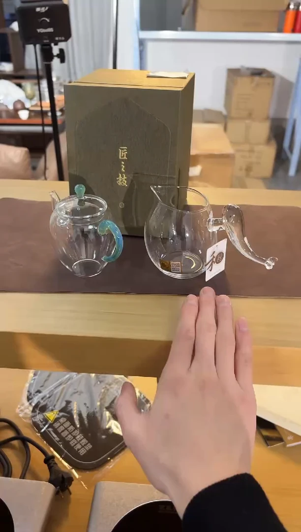 【闪购商品】禾器鲲然透明+匠之技-美人肩-青玉硬盒