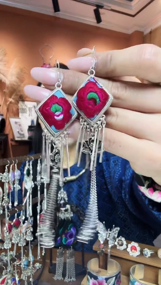 【闪购商品】刺绣传统非遗民族凤手工刺绣饰品耳环