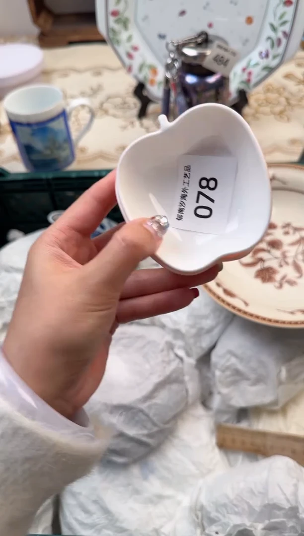 【闪购商品】瓷片Q           078