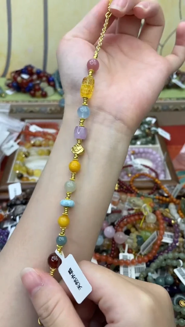 未镶嵌琥珀手饰273
