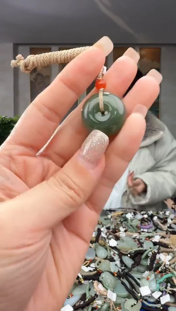 颈饰未镶嵌和田玉拍一发一多样性发货