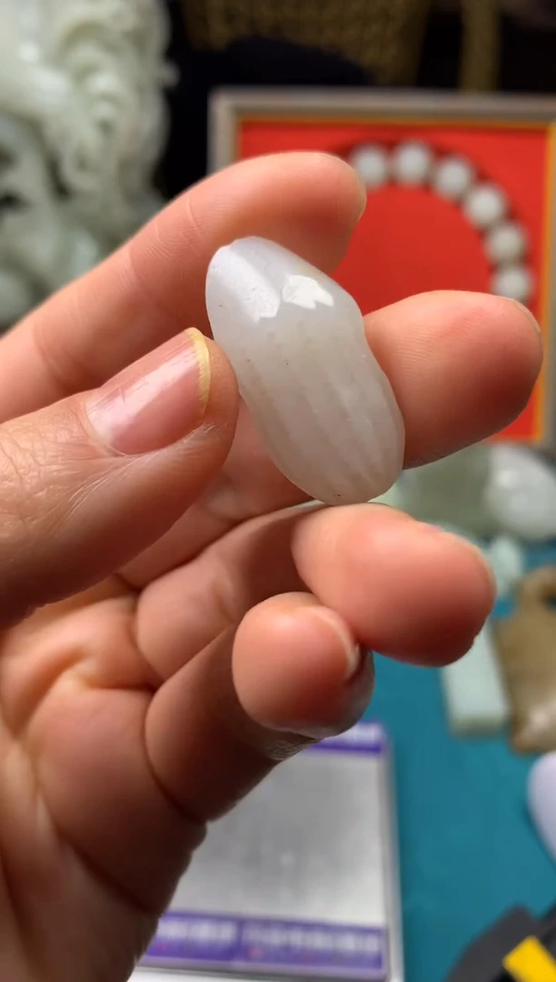 颈饰未镶嵌和田玉拍一发一