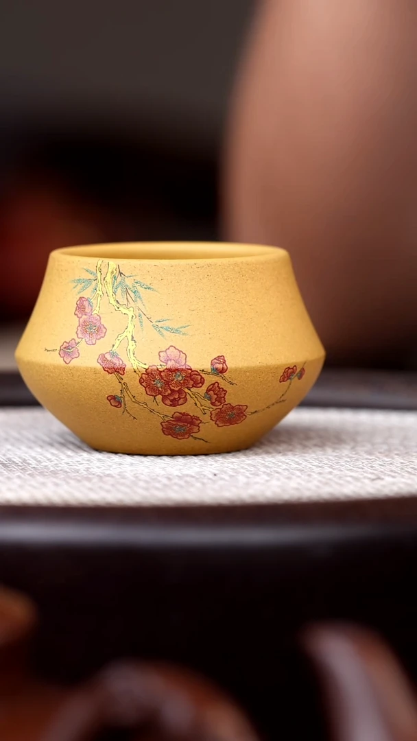 茶壶紫砂黄金段合欢杯红梅