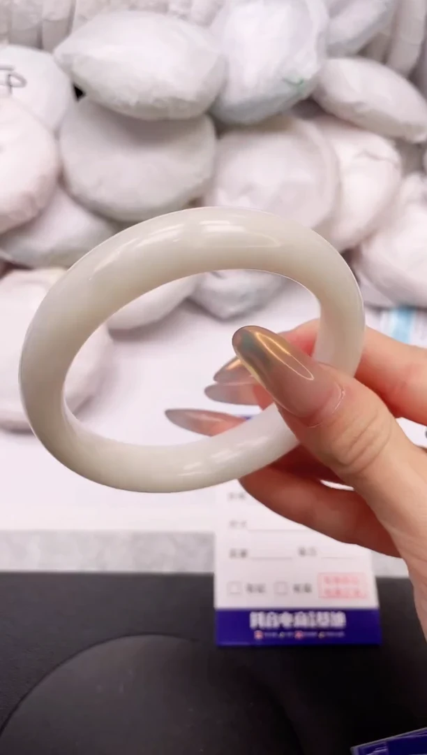 【闪购商品】和田玉手镯未镶嵌1K695-59