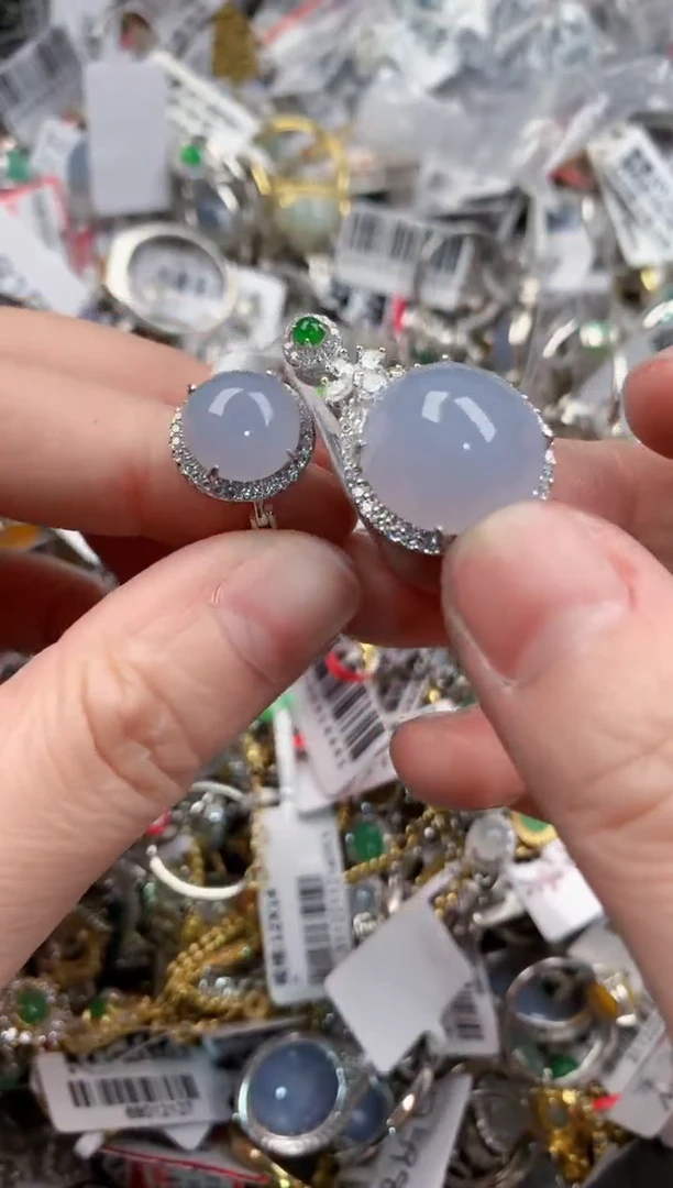 银S925镶嵌戒指翡翠181818        7