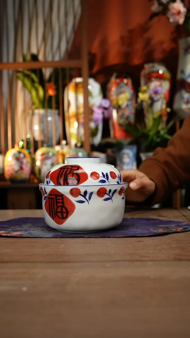 当代景德镇设计师釉下手绘陶瓷花瓶