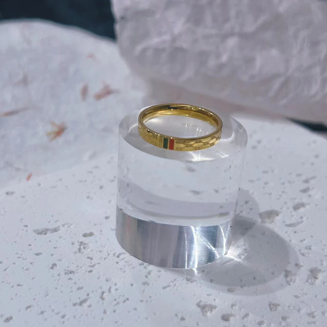 钛钢珐琅戒指 【Kiss娜】钛钢2772时尚红绿杠暗纹戒指