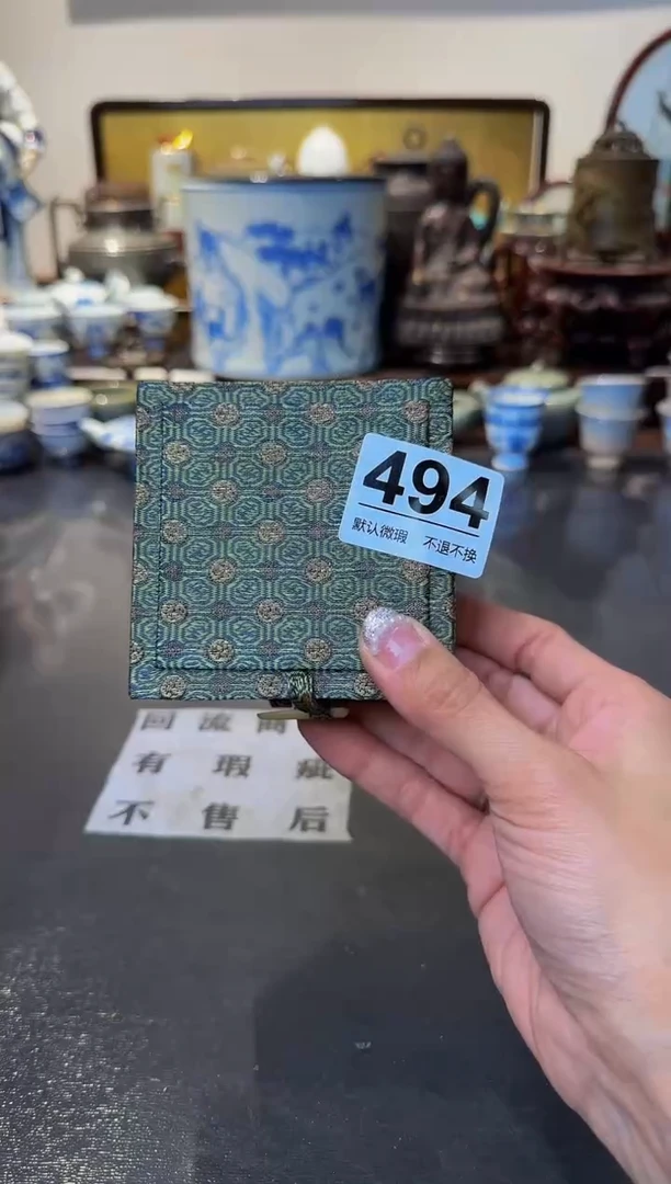 【闪购商品】摆件  注意：回流商品，默认有瑕。不退不换