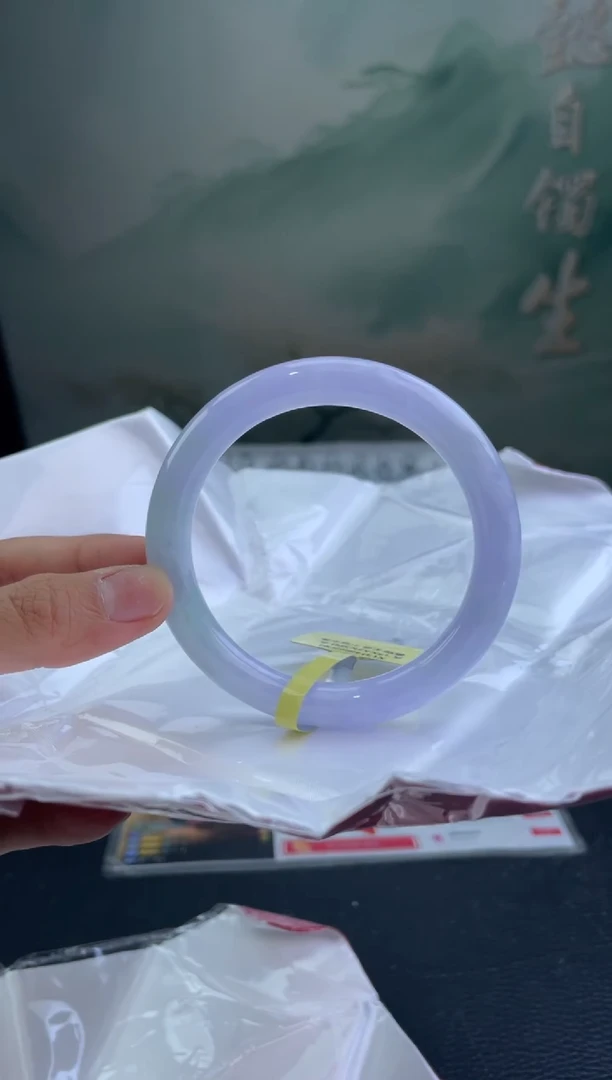 翡翠手镯未镶嵌2翡翠手镯