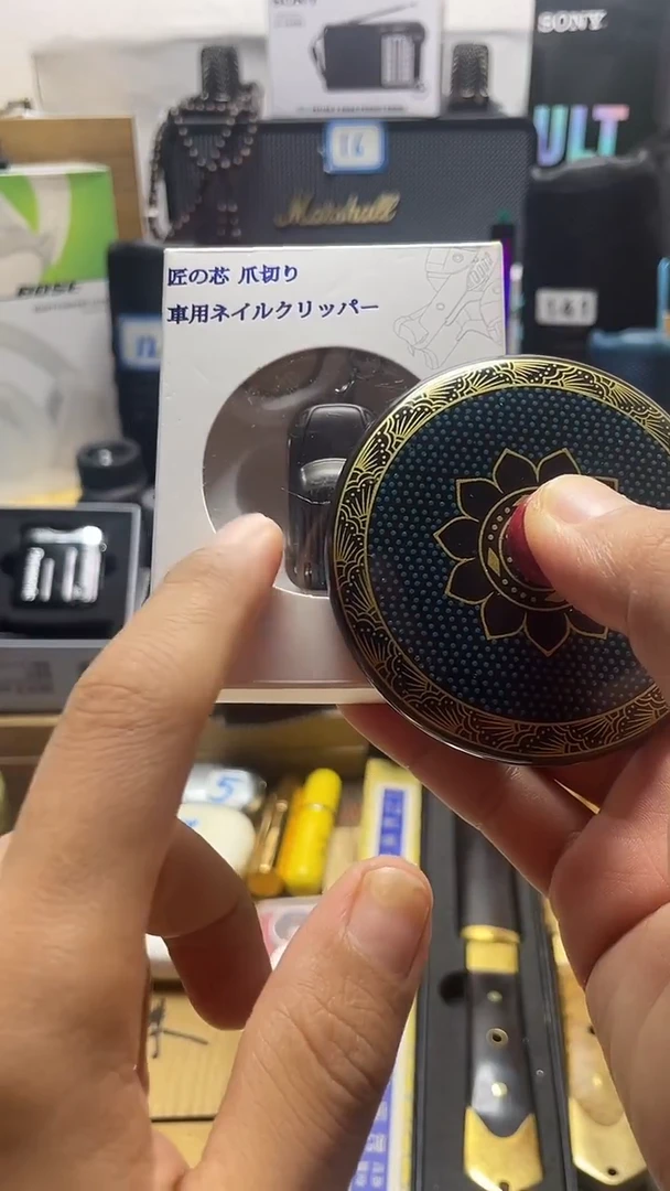 瓷片闪购商品 如图所示