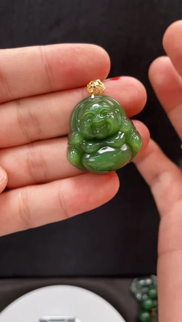 吊坠(赠链)18K金镶嵌和田玉多样性发一