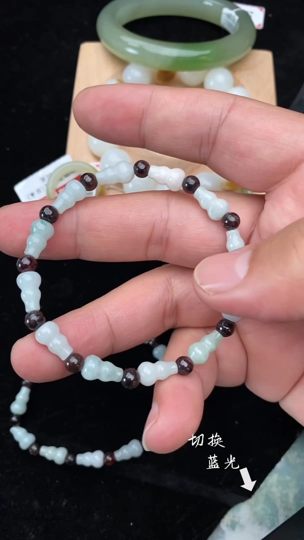 未镶嵌手链翡翠多样性发一