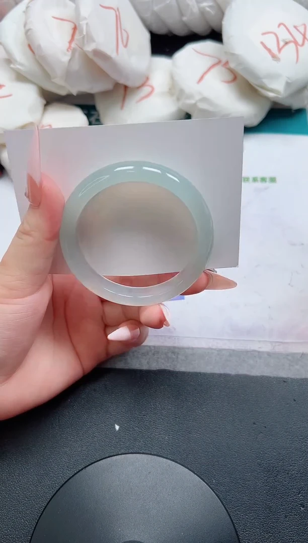 石英质玉手镯未镶嵌51-53