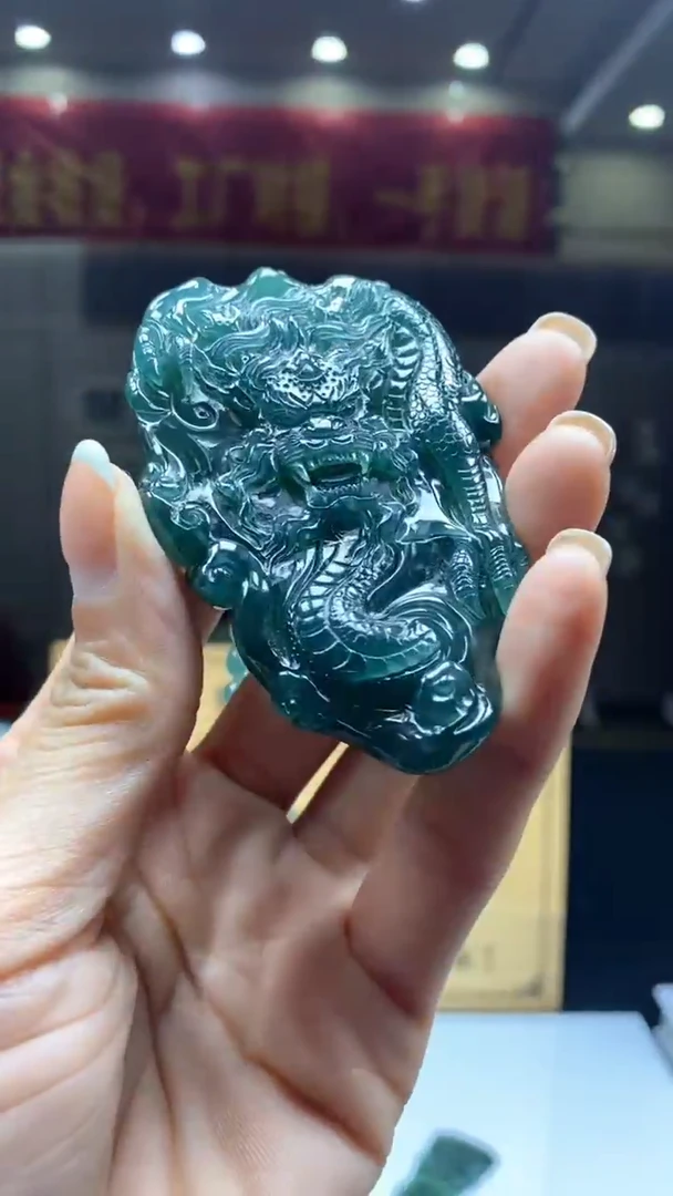 【闪购商品】翡翠颈饰未镶嵌********660