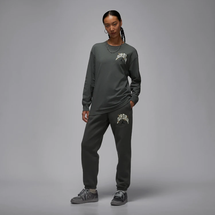 NIKE/耐克官方正品Air Jordan女子百搭T恤运动休闲长袖HV0449-068