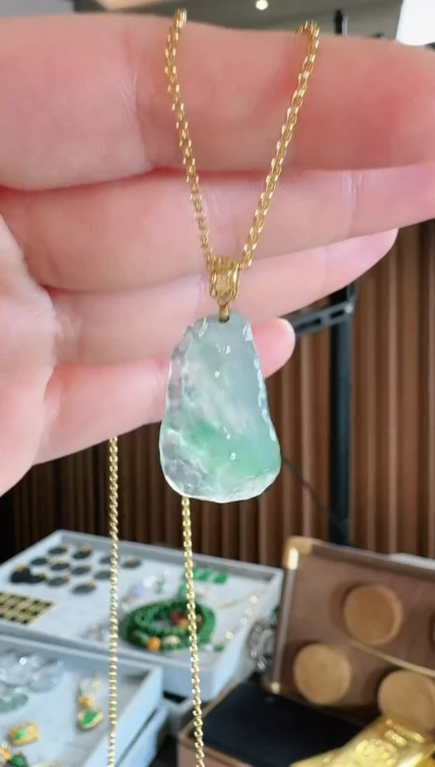 翡翠18K金镶嵌吊坠(不含链)吊坠