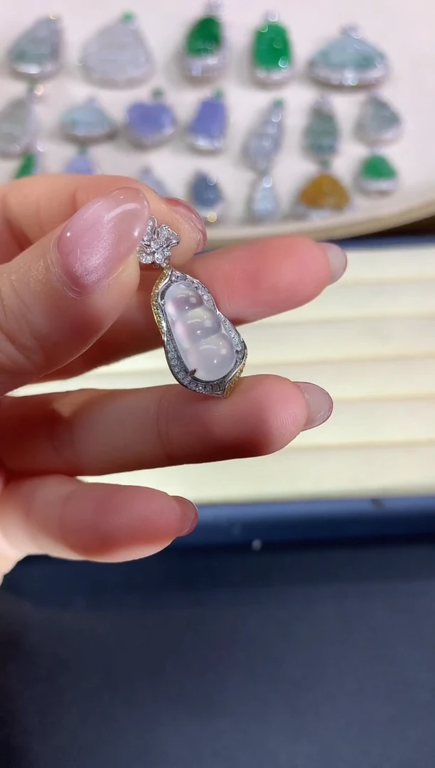 吊坠(不含链)18K金镶嵌翡翠D543|3980