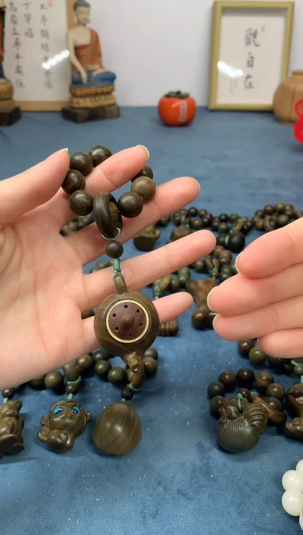 【闪购商品】维腊木（绿檀）把件把把壶香囊 送1瓶香丸