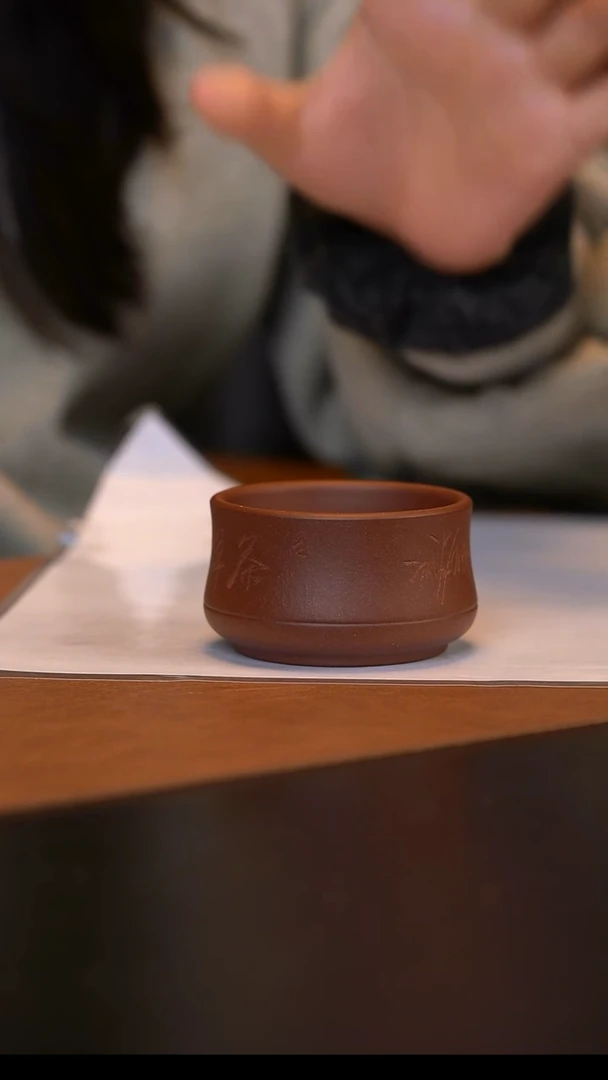 茶壶紫砂宜兴原矿紫砂壶    紫泥   100cc