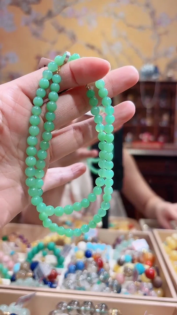 颈饰18K金镶嵌石英质玉设计款项链