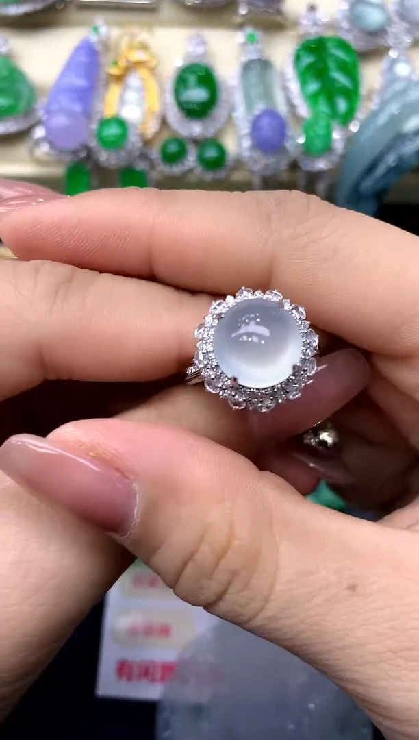 18K金镶嵌戒指翡翠282-中国好珍宝