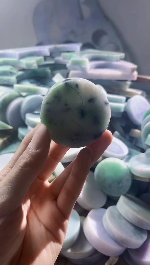 翡翠裸石缅甸翡翠A货陈175