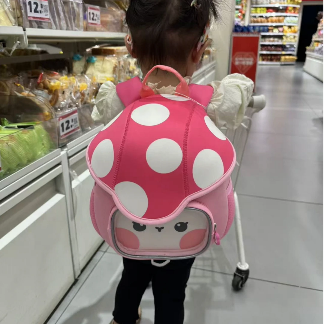 小兔瑞贝卡儿童2-4岁幼儿园入学女孩大容量蘑菇背包